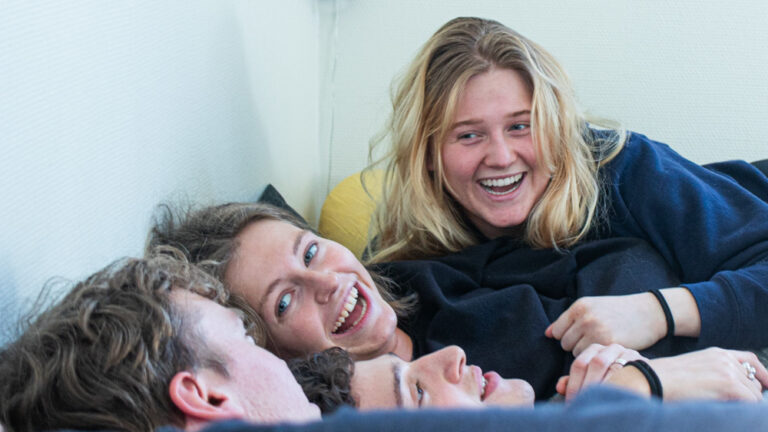 Fællesskab: I fritiden udnyttes elevernes fællesområder til hygge.